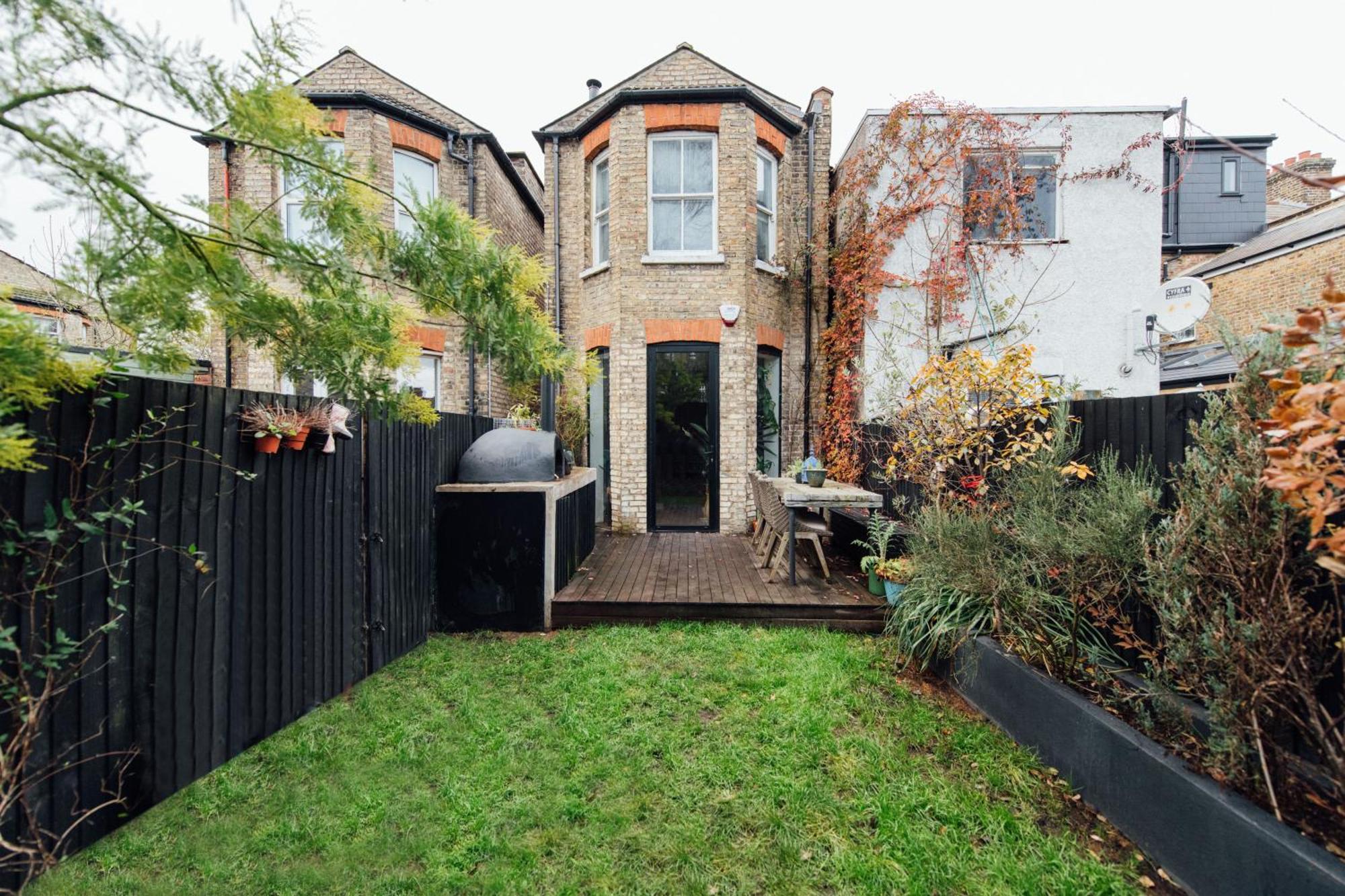 Stylish 2 Bedroom Flat With A Private Sauna Apartment *